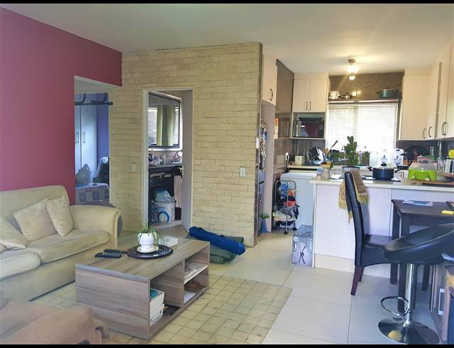 2 BEDROOM APARTMENT TO LET IN GLENWOOD